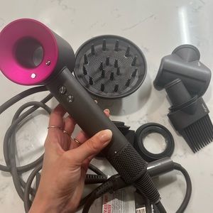 Dyson Supersonic Hair Dryer Iron/Fuchsia